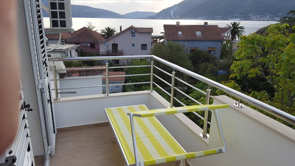 Apartment Milas Tivat Kültér fotó